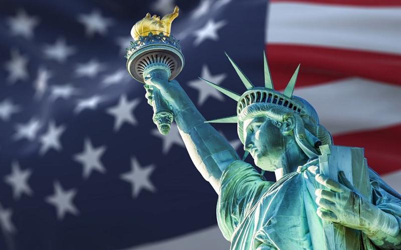 美國(guó)移民局